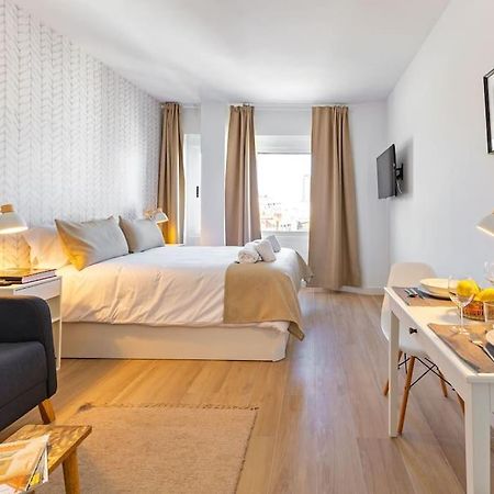 New Suite Reformada Con Excelente Ubicacion Sevilla Bagian luar foto