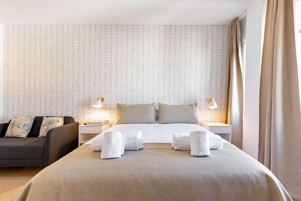 New Suite Reformada Con Excelente Ubicacion Sevilla Bagian luar foto