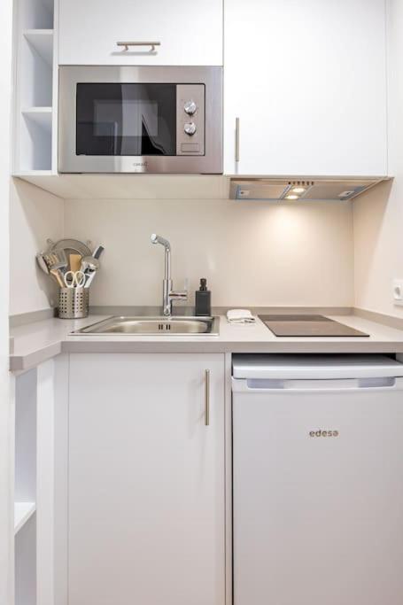 New Suite Reformada Con Excelente Ubicacion Sevilla Bagian luar foto
