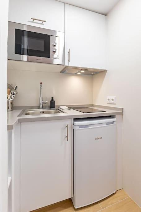 New Suite Reformada Con Excelente Ubicacion Sevilla Bagian luar foto