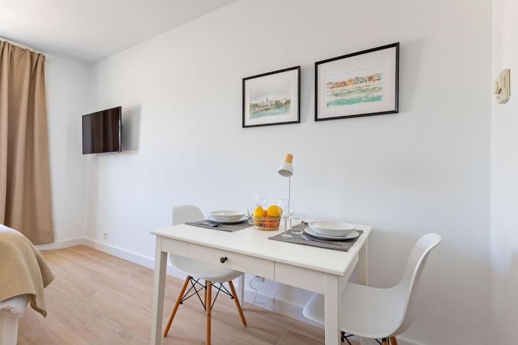 New Suite Reformada Con Excelente Ubicacion Sevilla Bagian luar foto