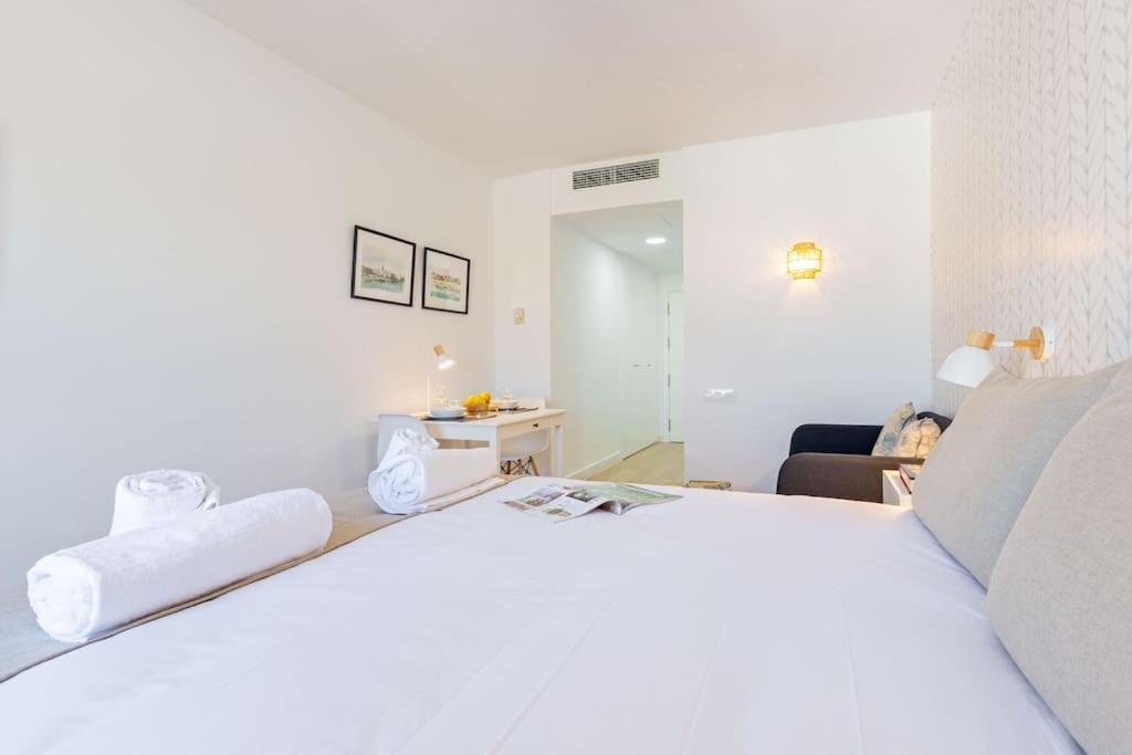 New Suite Reformada Con Excelente Ubicacion Sevilla Bagian luar foto
