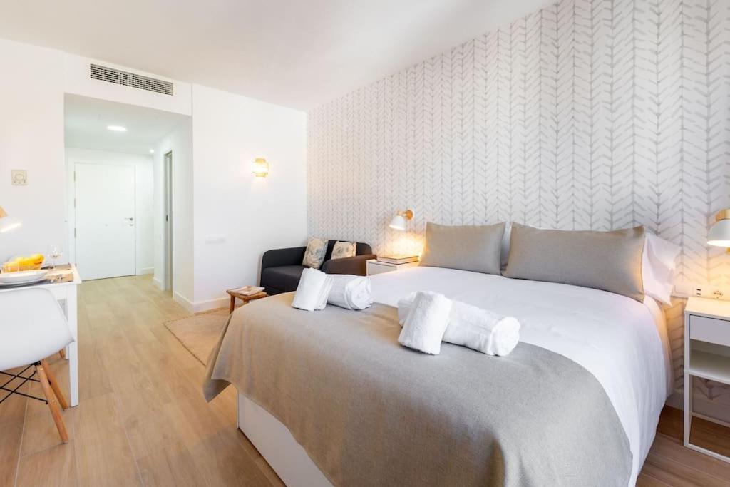 New Suite Reformada Con Excelente Ubicacion Sevilla Bagian luar foto